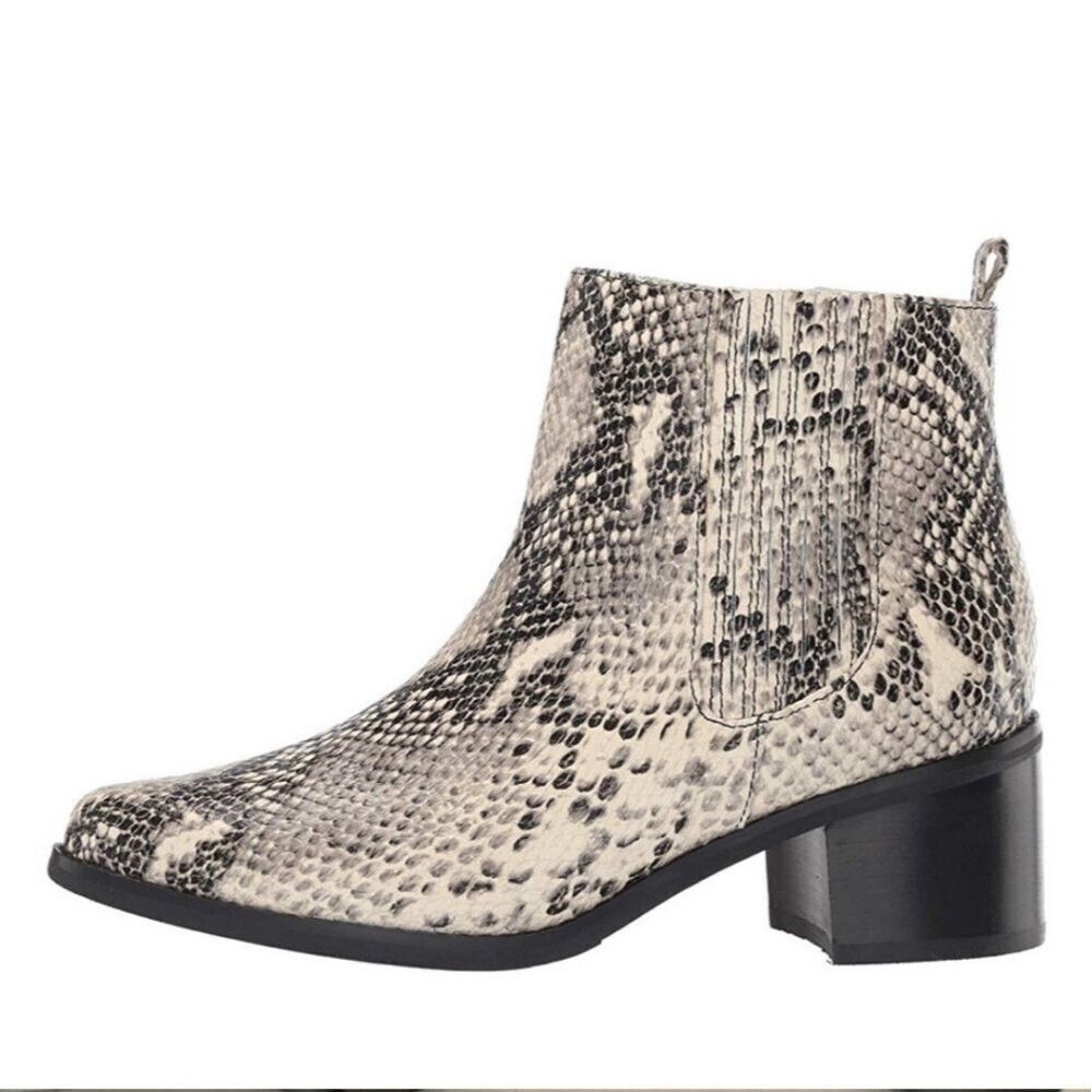 Blondo Womens EUC Elvina Snake Embossed Leather Waterproof Ankle Booties Size 11